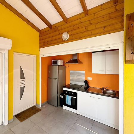 Bung'Hello Village, Piscine Et Parking Gratuit Trois-Rivières Exteriér fotografie